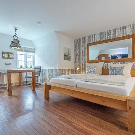Apartamento Fewo1846 - Kajuete Am Nordermarkt - Maritim Eingerichtetes Studio-apartment Im Stadtzentrum *